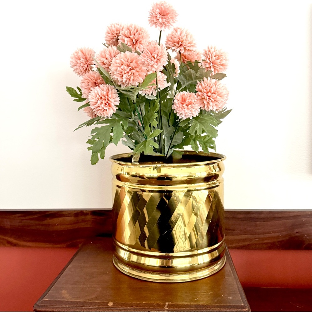 Vintage Brass Planter 9” Diameter 8” Height MCM 70’s Retro Home Decor Bohemian